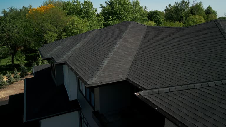 Best Flat Roofing  in Sheboygan Falls, WI